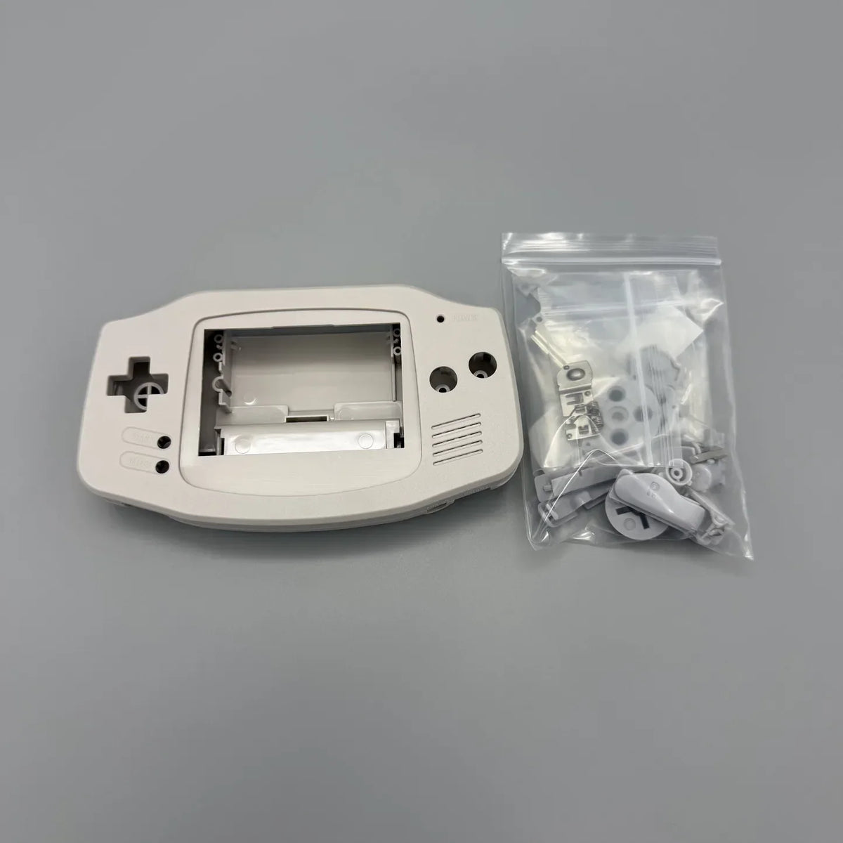 High Quality No Brand Logo Gameboy Advance GBA Shell Kit.There is no brand logo on the shell